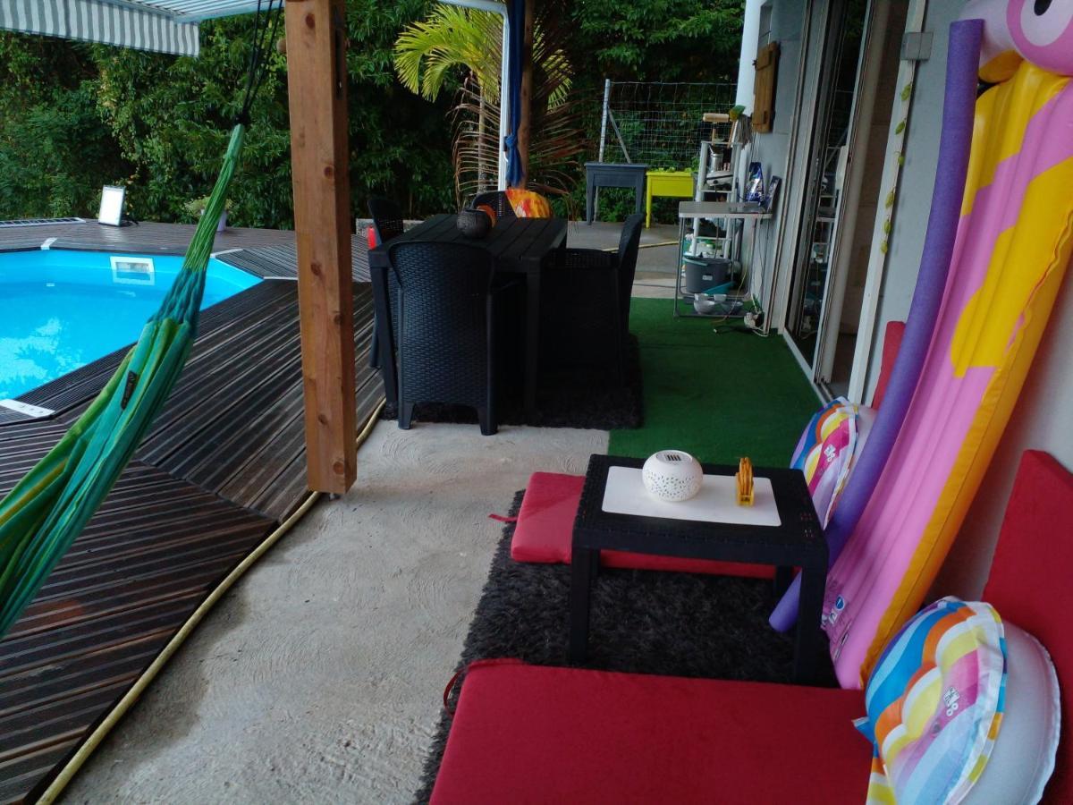 Chambre Chez L'Habitant Avec Piscine Privative Et Vue Panoramique Sur La Mer Des Caraibes Desmarinieres 外观 照片